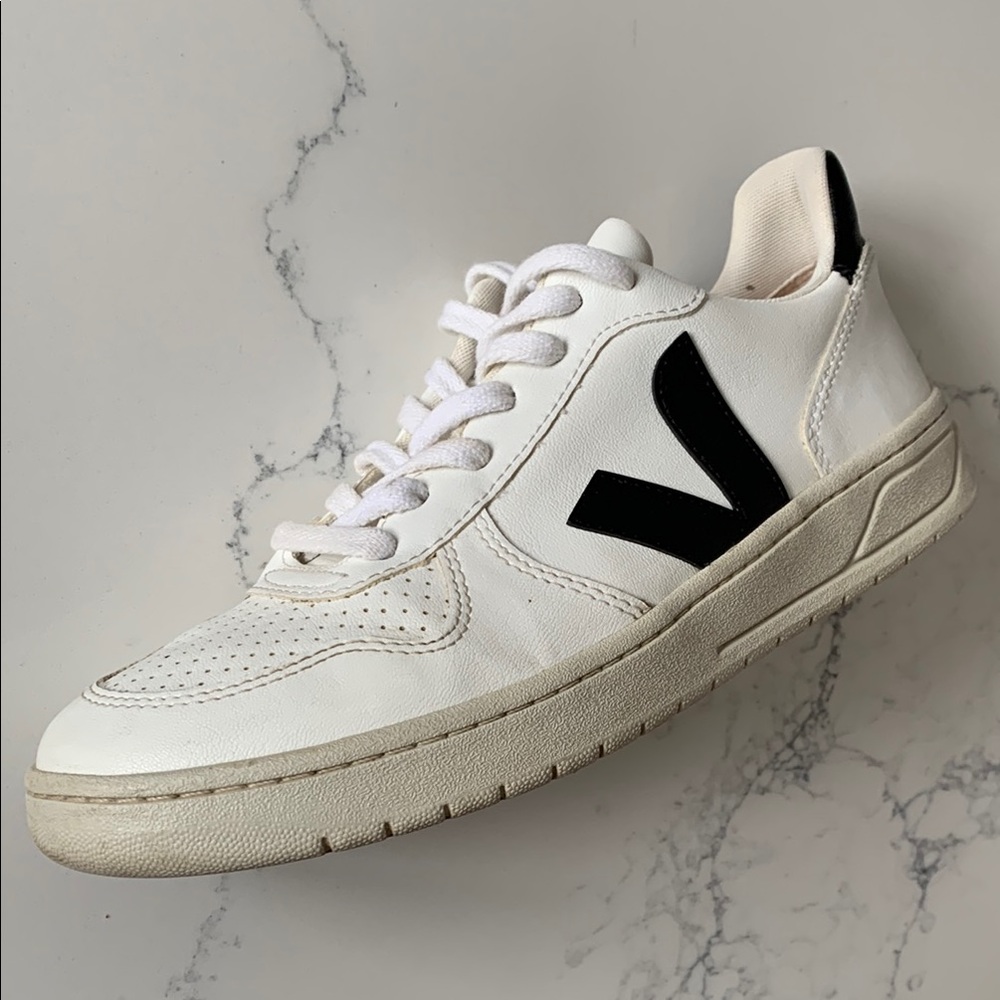 Veja V-10 White Black Womens Sneakers - Picture 3 of 16